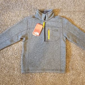 Boys North Face pullover - size 7/8